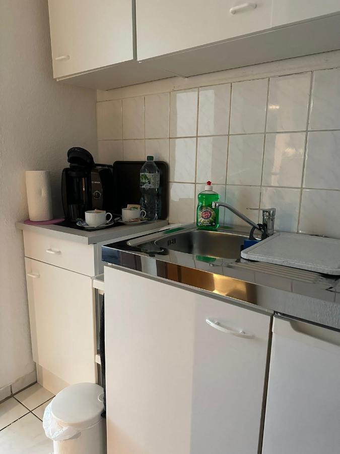 Jasmin'S Apartment Κρέφελντ Εξωτερικό φωτογραφία